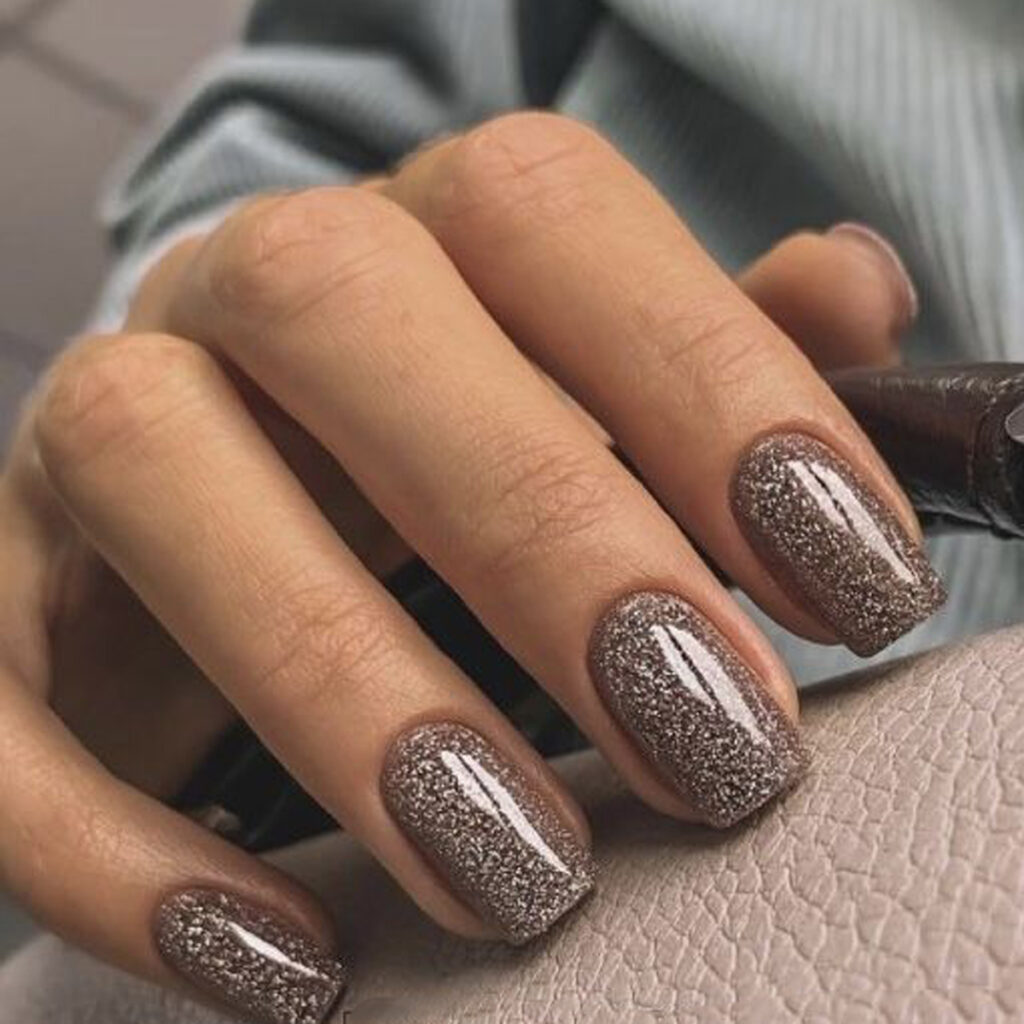 رنگ لاک ژل دیسکو ترند