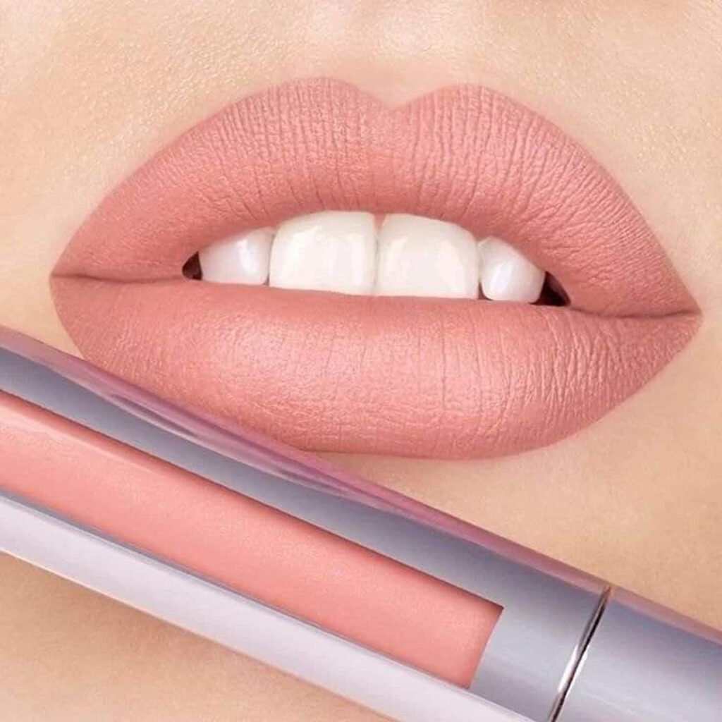 رنگ‌ های رژ لب زنانه روشن