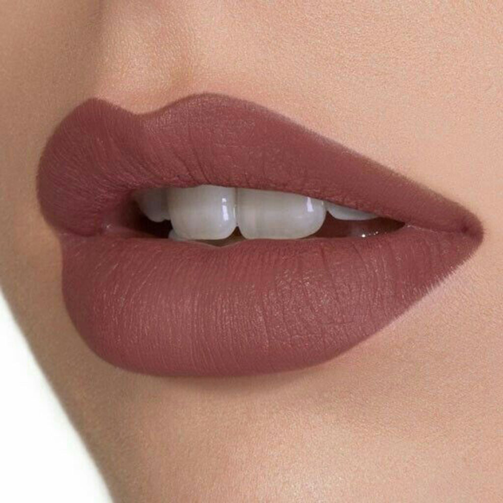 بهترین رنگ‌ های رژ لب شیک