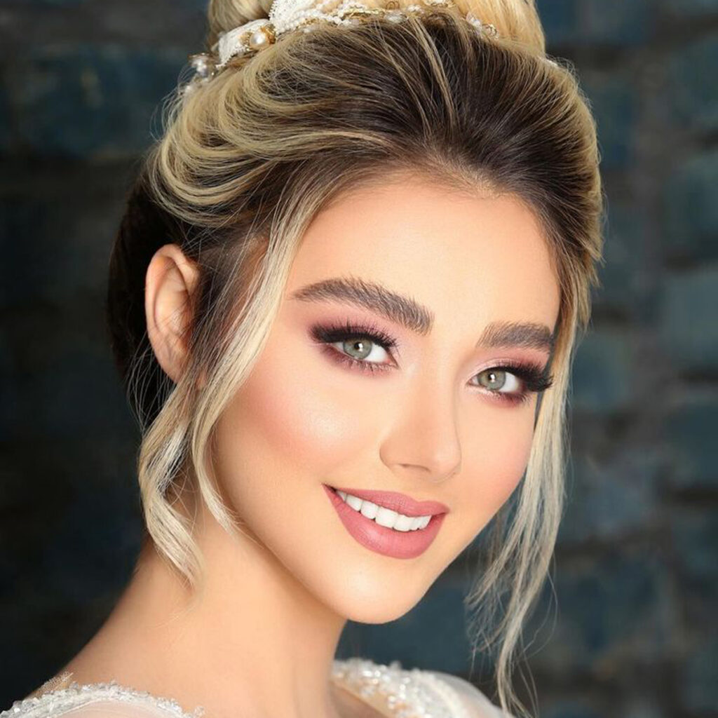 مدل‌ آرایش عروس عروسکی