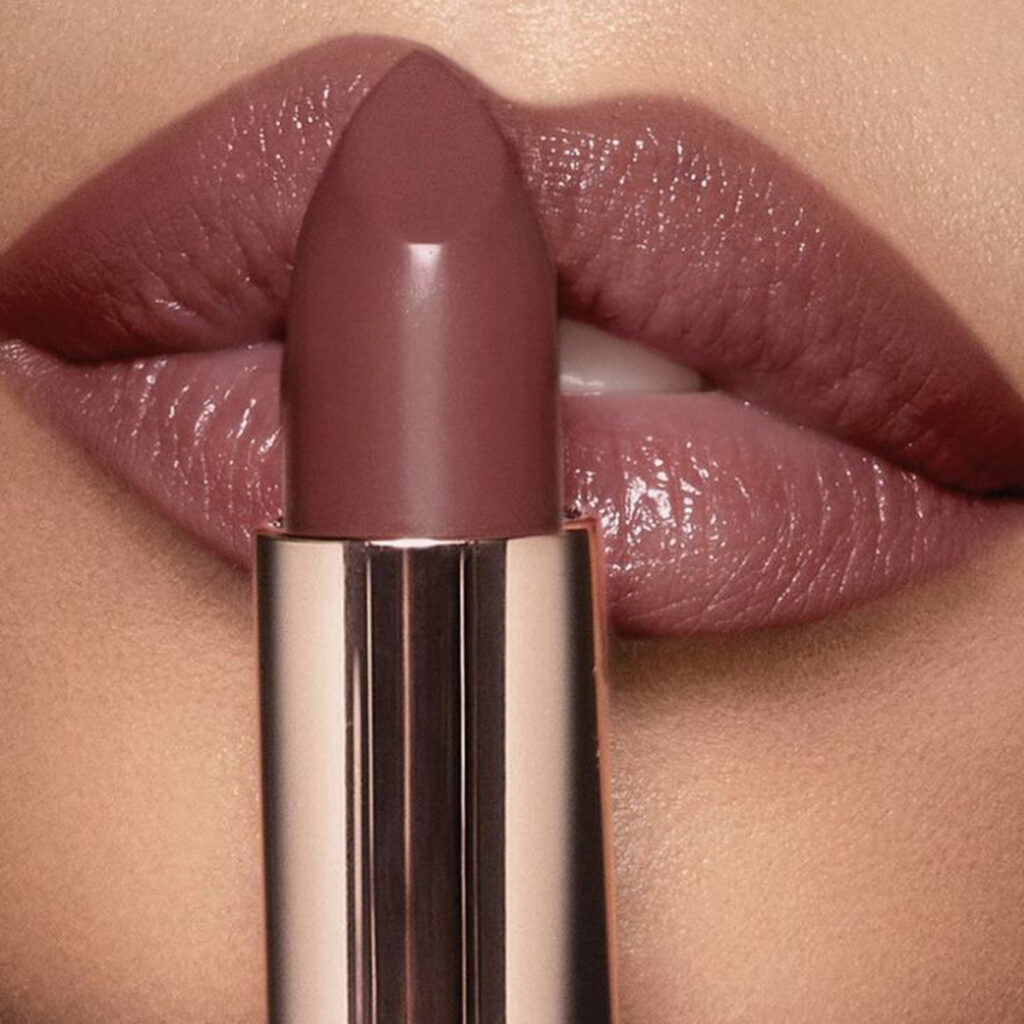 رنگ رژ لب قهوه ای