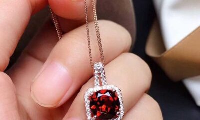 جدیدترین مدل های گردنبند طلا با سنگ یاقوت سرخ ۱۴۰۵
